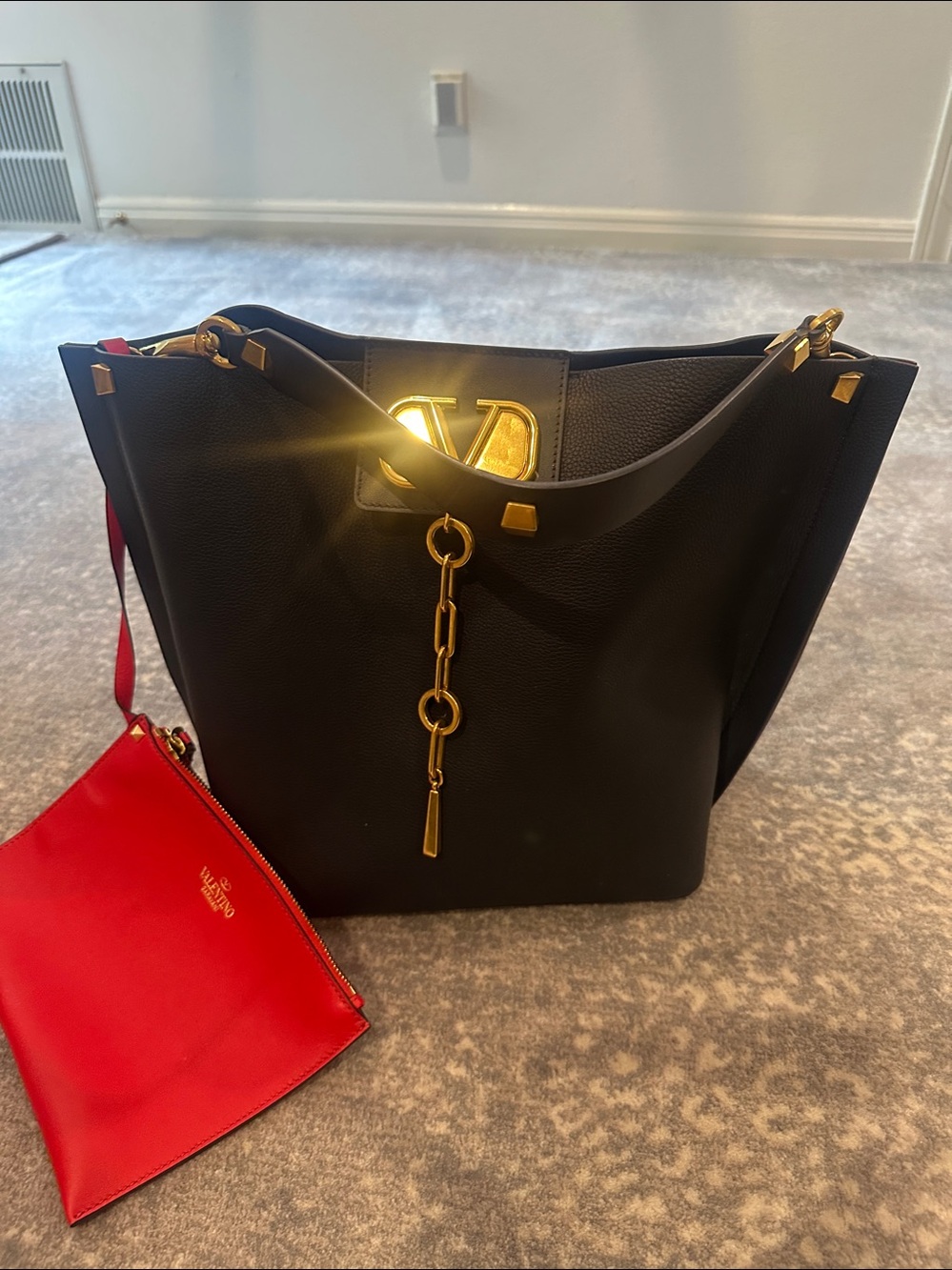 Valentino Garavani Black Leather V logo with Boho bag large NWOT - Picture 13 of 16